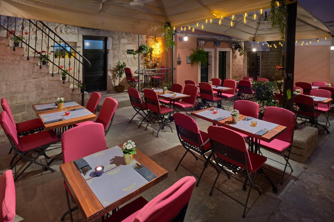 ספליט Piazza Heritage Hotel מראה חיצוני תמונה