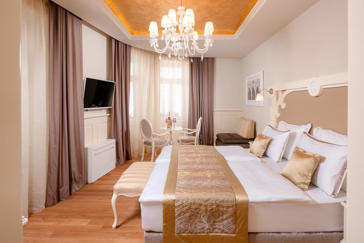 ספליט Piazza Heritage Hotel מראה חיצוני תמונה